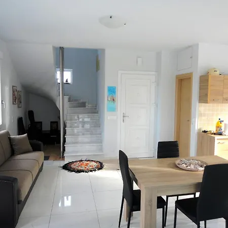 Alkyon View Luxury μaisonette Ligaria (Crete)